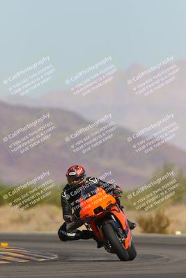 media/Nov-06-2023-Moto Forza (Mon) [[ce023d0744]]/3-Intermediate Group/Session 3 (Turn 5)/